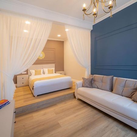 Bluesky Ultra-Central Premium Apartment Oradea Luaran gambar