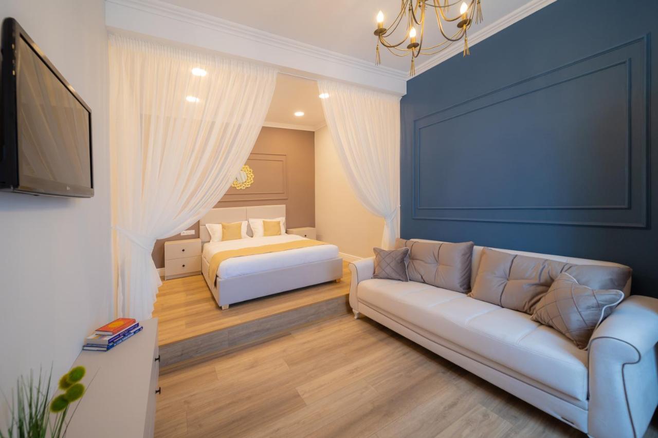Bluesky Ultra-Central Premium Apartment Oradea Luaran gambar