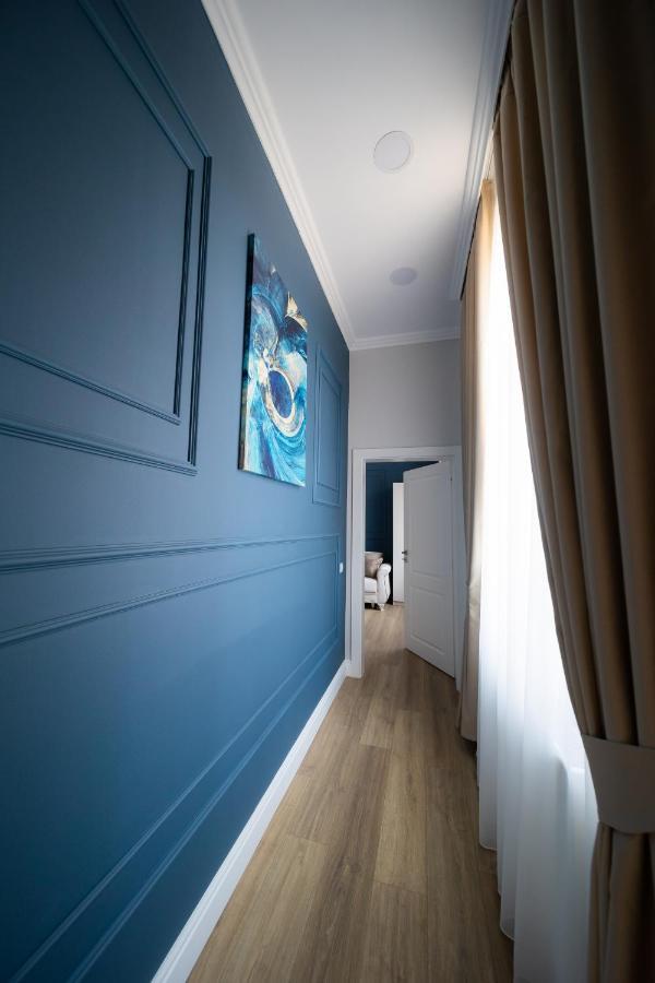 Bluesky Ultra-Central Premium Apartment Oradea Luaran gambar